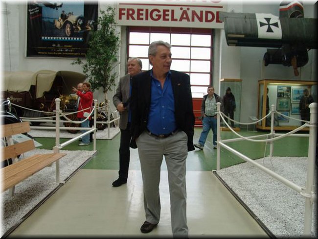 b2007-0145.jpg