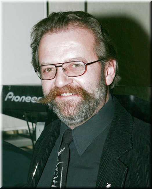 f2006-0014.jpg
