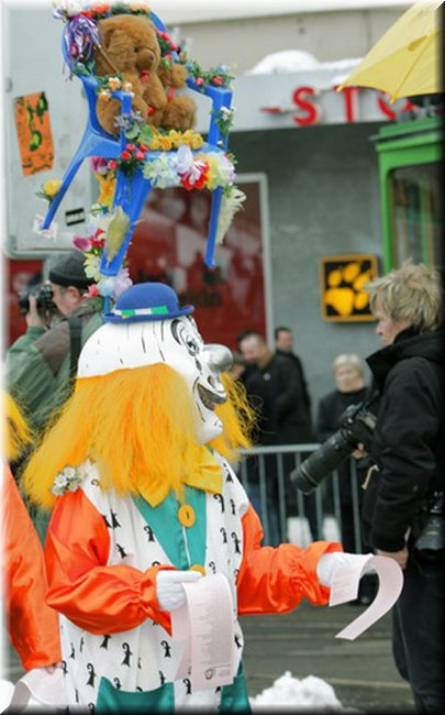 f2006-0104.jpg