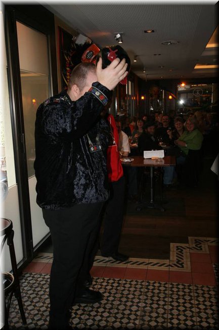 f2008-0128.jpg