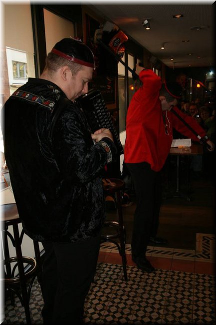f2008-0132.jpg
