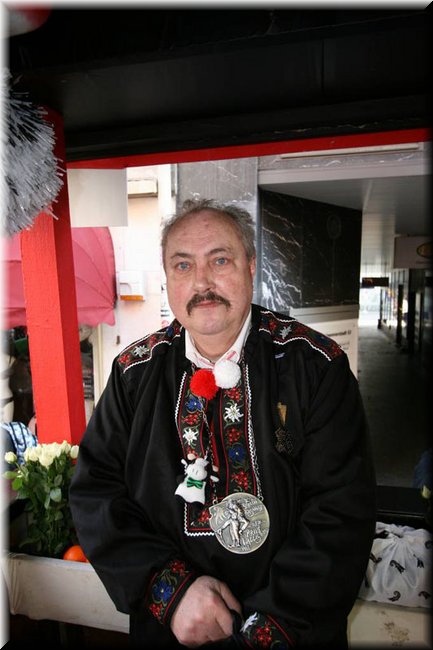f2008-0168.jpg