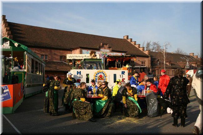 f2008-0285.jpg