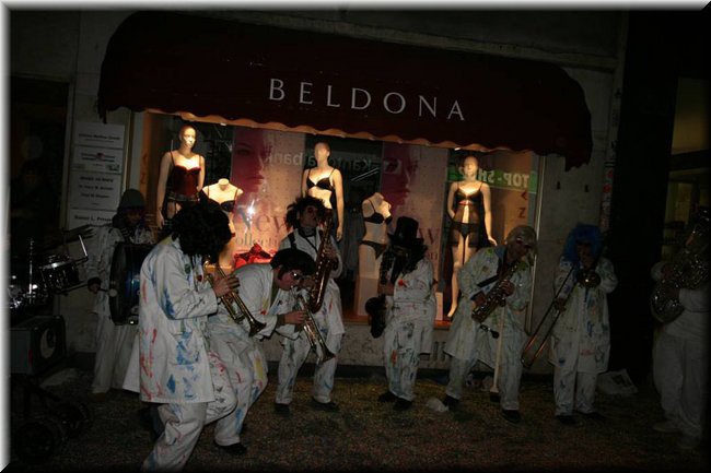 f2008-0399.jpg