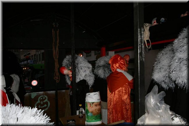 f2008-0458.jpg
