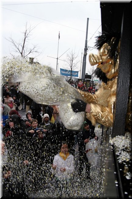 f2009-0032.jpg