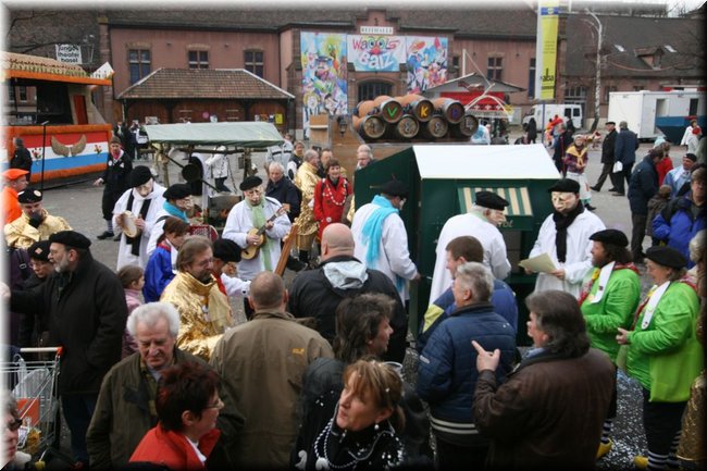 f2009-0061.jpg