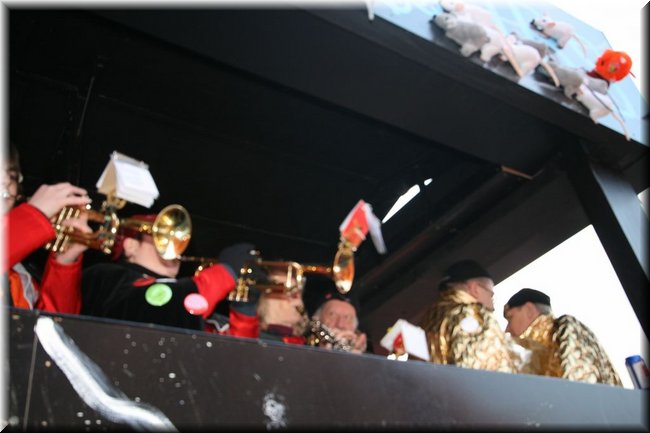 f2009-0070.jpg
