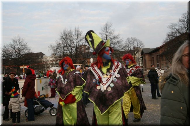 f2009-0100.jpg