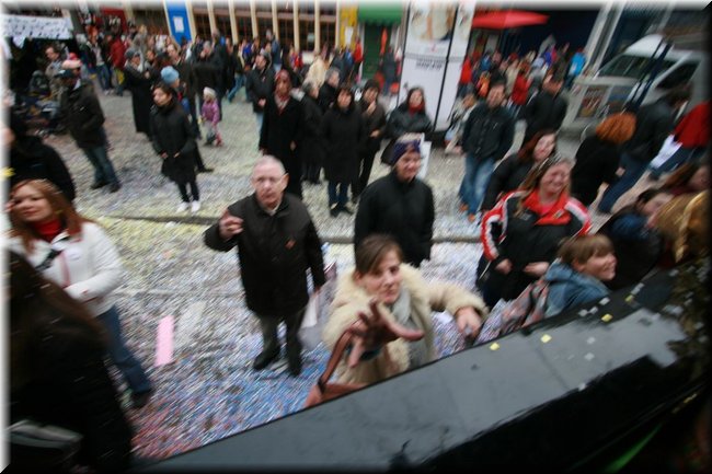 f2009-0198.jpg
