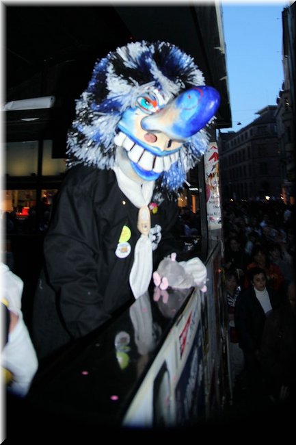 f2010-0042.jpg