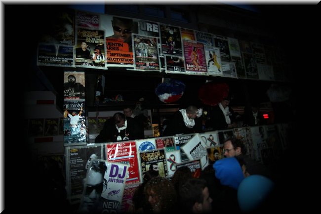 f2010-0047.jpg