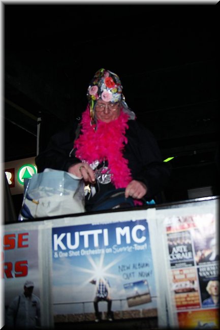 f2010-0048.jpg