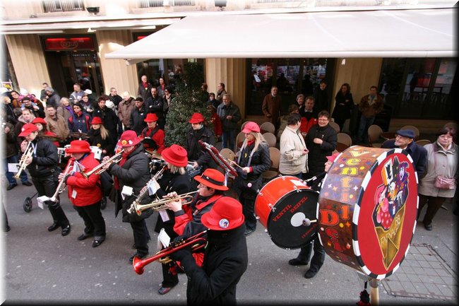 f2010-0056.jpg