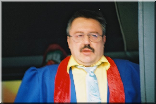 w2003-0051.jpg